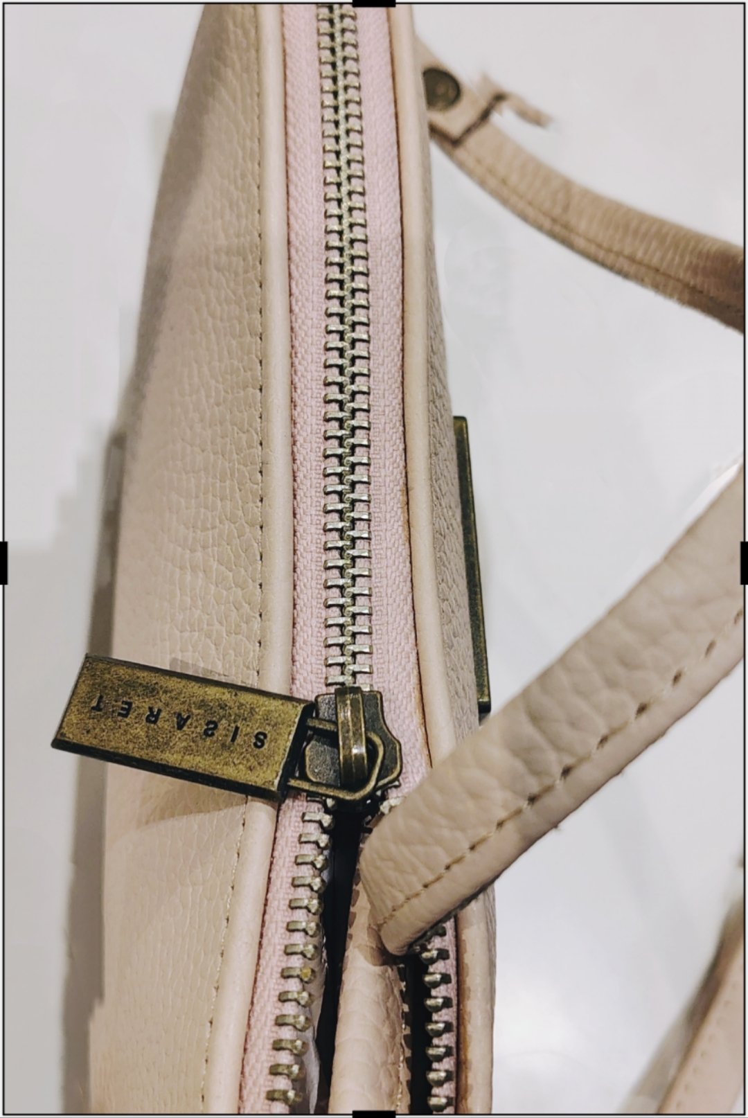 Sobre Cartera 100% Cuero. - Image 2