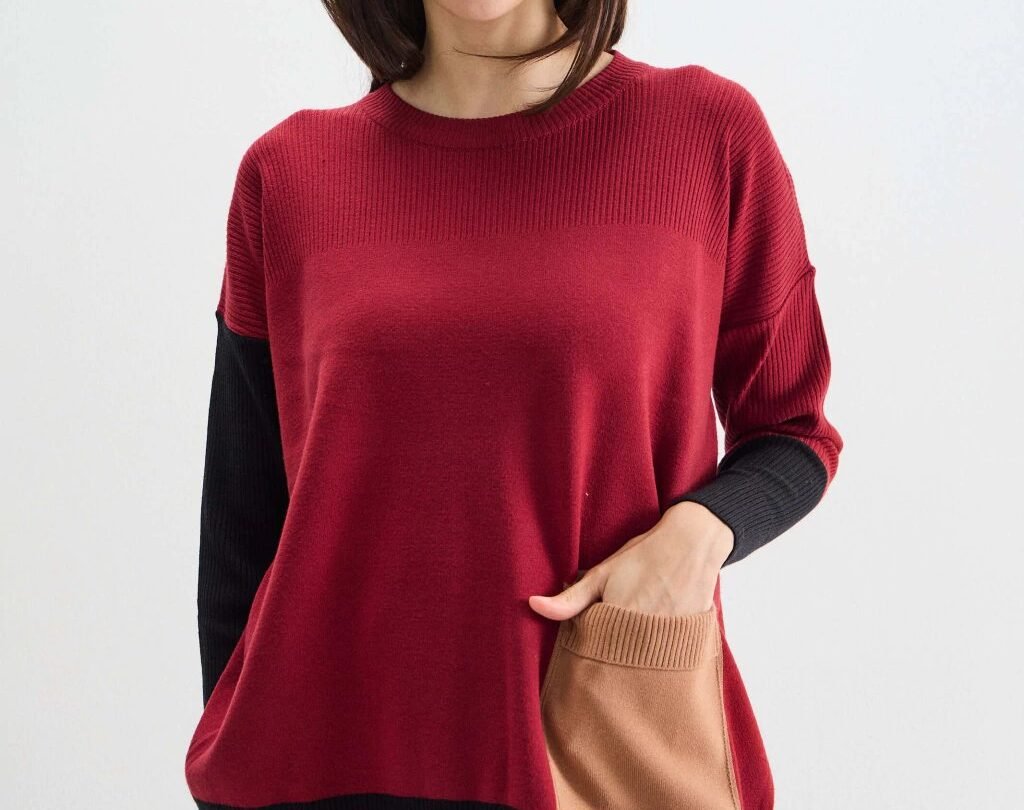 Sweater Tricolor Bolsillo.